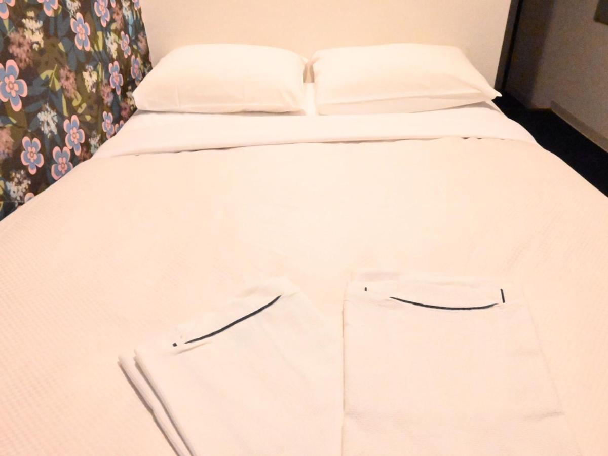 Art Inn Namba Осака Екстериор снимка