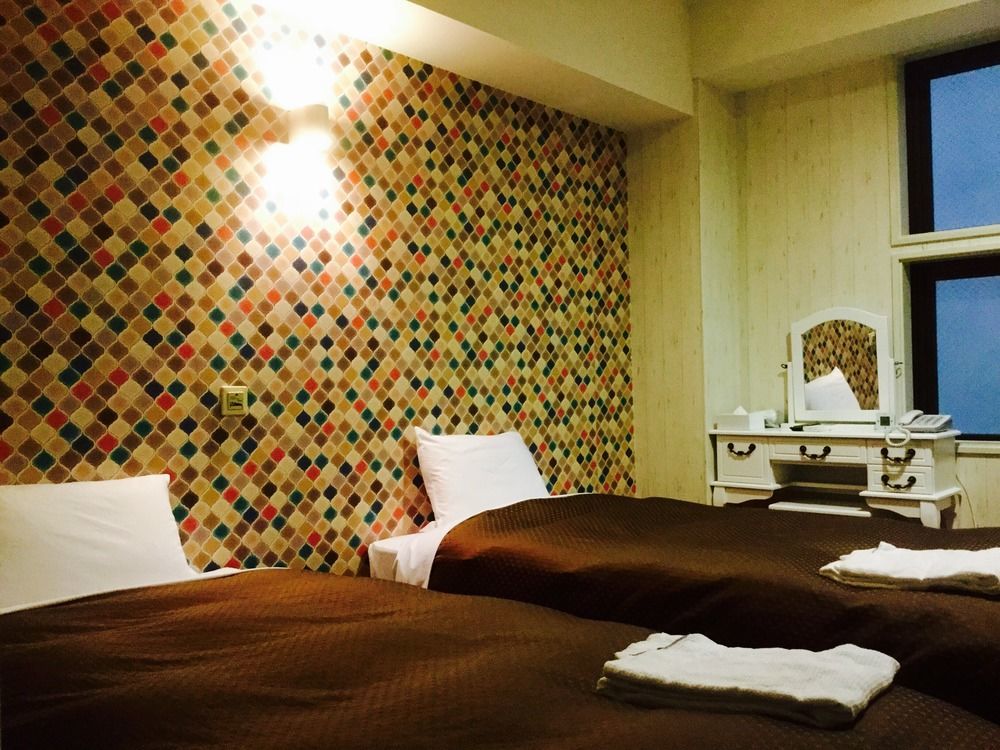 Art Inn Namba Осака Екстериор снимка